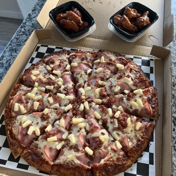 Farms' Pizza - XL Hawaiian and wings! (Mango habanero and buffalo) - Pizza Near Me - Roseville, California