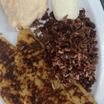 El Centro Americano - Guirilas cheese and sour cream with side of gallopinto - Seafood Near Me - Concord, California El Centro Americano - Guirilas cheese and sour cream with side of gallopinto - Seafood Near Me - Concord, California