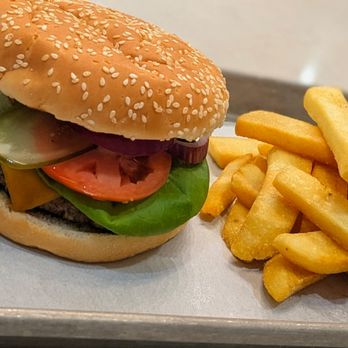 Garden Grille and Bar - Classic Burger and Fries - American Near Me - Evanston, Illinois Garden Grille and Bar - Classic Burger and Fries - American Near Me - Evanston, Illinois