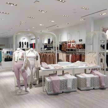 Fabletics - Sports Wear Near Me - Corte Madera, California Fabletics - Sports Wear Near Me - Corte Madera, California