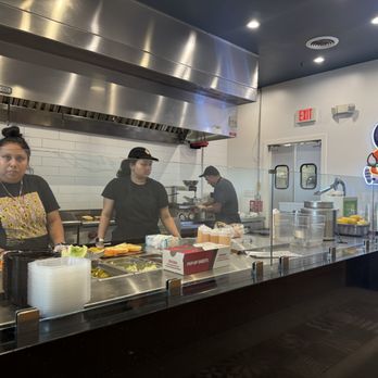 Salt - Cooking area - Fast Food Near Me - Oakbrook Terrace, Illinois