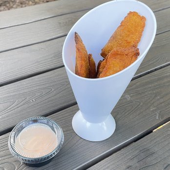 Colmado Bar Moreno - Mini alcapurrias - Bars Near Me - San Juan, Puerto Rico