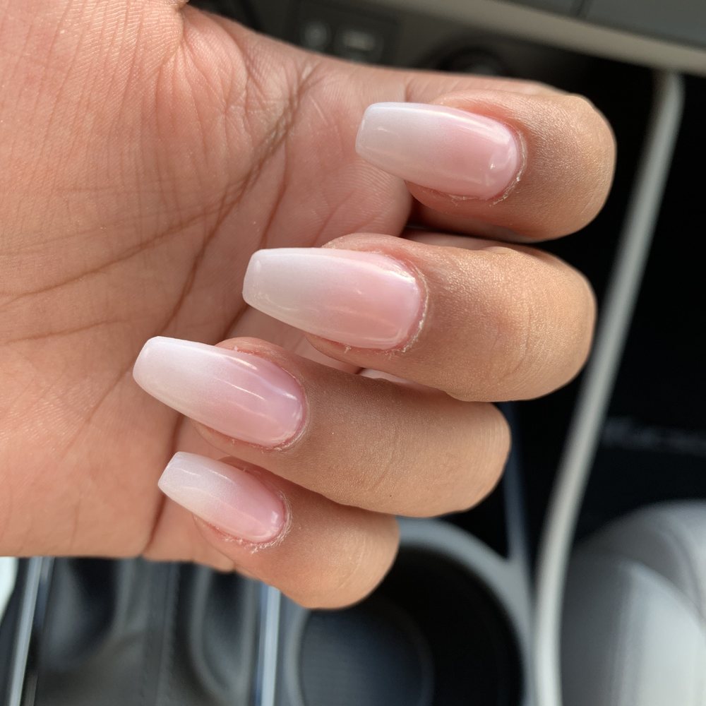 Lavish Nails and Spa by Billy - Such a good ombré nail artist here! - Nail Salons Near Me - Gilbert, Arizona Lavish Nails and Spa by Billy - Such a good ombré nail artist here! - Nail Salons Near Me - Gilbert, Arizona
