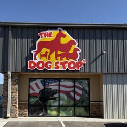 The Dog Stop - Colorado Springs Airport