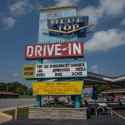 Blue Top Drive In - Blue Top Drive In.(keepsmilingphoto.com)