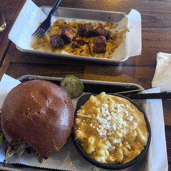 1631 - Steakhouse burger Mac and cheese pork belly - Burgers Near Me - Poquoson, Virginia 1631 - Steakhouse burger Mac and cheese pork belly - Burgers Near Me - Poquoson, Virginia