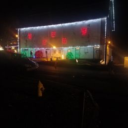 The gift barn with more lights! The gift barn with more lights!