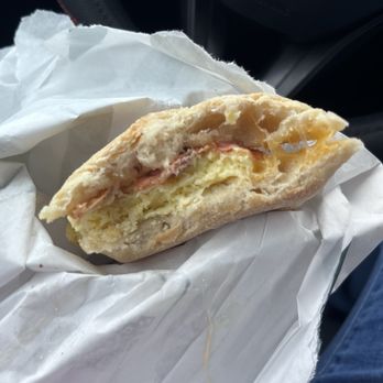 Starbucks - Bacon, Gouda & Egg Sandwich - Coffee & Tea Near Me - Framingham, Massachusetts Starbucks - Bacon, Gouda & Egg Sandwich - Coffee & Tea Near Me - Framingham, Massachusetts