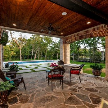 Paradise Oasis Pools - Tuscan style outdoor living area: flag stone flooring, wood ceiling, stone columns with brick accents. - Swimming Pools Near Me - Bryan, Texas Paradise Oasis Pools - Tuscan style outdoor living area: flag stone flooring, wood ceiling, stone columns with brick accents. - Swimming Pools Near Me - Bryan, Texas
