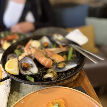 Prado de Flores - Arroz Negro - Bars Near Me - Barcelona, B Prado de Flores - Arroz Negro - Bars Near Me - Barcelona, B