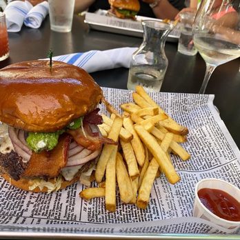 26 Beach Restaurant - New American Near Me - Venice, California