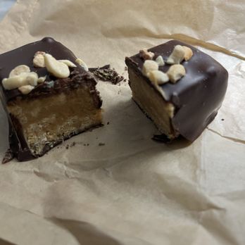 Sugarwitch - Peanut Butter Charm Bar SO GOOD - Desserts Near Me - St. Louis, Missouri