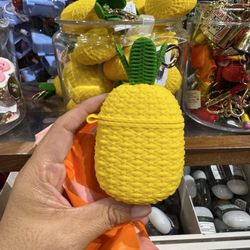 Bath & Body Works - Pineapple sanitizer holder