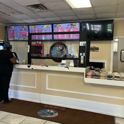 Sam's Southern Eatery - Ordering counter