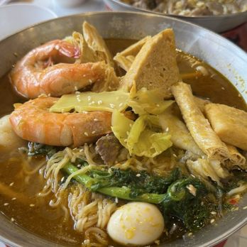 Movoc - Chinese Near Me - St. Louis, Missouri