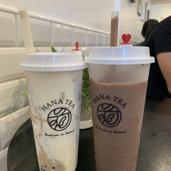 Hana Tea - My Brown sugar with cream cake and his chocolate drink - Bubble Tea Near Me - Honolulu, Hawaii