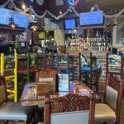 7 Leguas Mexican Restaurant - Bar