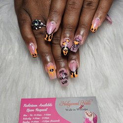 Hollywood Nails