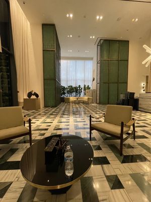 SLS LUX Brickell by null