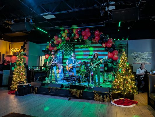 Boonies Sports Bar & Grill by null