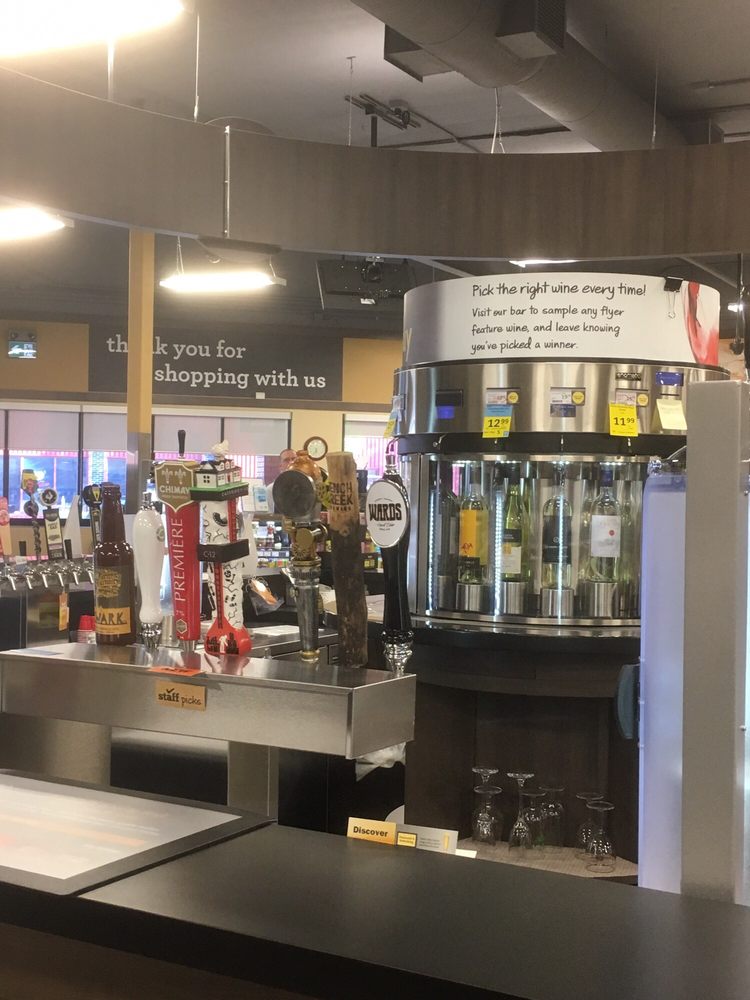 Safeway Liquor Store Logo