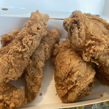 Jollibee - They were good as standard but not terrific. - Chicken Shop Near Me - Wheaton, Maryland