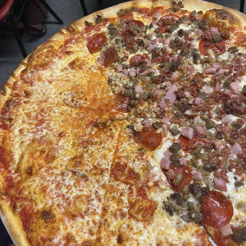Santoro's Pizzeria - Half cheese half E-I-E-I-O (meat lovers) - Pizza Near Me - Tampa, Florida Santoro's Pizzeria - Half cheese half E-I-E-I-O (meat lovers) - Pizza Near Me - Tampa, Florida