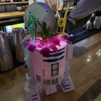 Roxy's Arcade - R2D2 Drink - Arcades Near Me - Cambridge, Massachusetts
