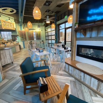 Playa Bowls - Fireplace seating area - Coffee & Tea Near Me - Edgewater, Colorado Playa Bowls - Fireplace seating area - Coffee & Tea Near Me - Edgewater, Colorado