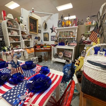 Hylabrook Antique Mall - Antiques Near Me - Murfreesboro, Tennessee Hylabrook Antique Mall - Antiques Near Me - Murfreesboro, Tennessee