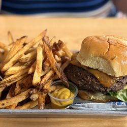 Smoky Tony's BBQ - Burger and fries