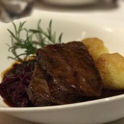 San Martino Restaurant - Sauerbraten mit Kartoffelknödel