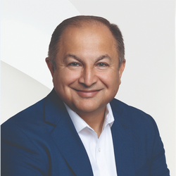 Tareq Arsalla - Christie’s International Real Estate First Coast