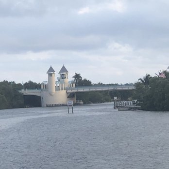 Mangrove Park - Parks Near Me - Boynton Beach, Florida