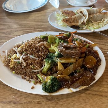 Golden Dragon - Beef with Broccoli Combo - Chinese Near Me - Glendale, Arizona Golden Dragon - Beef with Broccoli Combo - Chinese Near Me - Glendale, Arizona