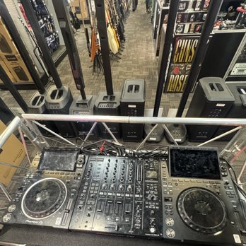 Guitar Center - CDJ 3000 - Musical Instruments & Teachers Near Me - Las Vegas, Nevada Guitar Center - CDJ 3000 - Musical Instruments & Teachers Near Me - Las Vegas, Nevada