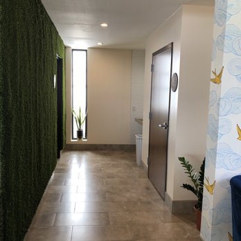 Sugar Pine - Bathrooms and Separate Sink outside bathrooms. - Japanese Near Me - Austin, Texas