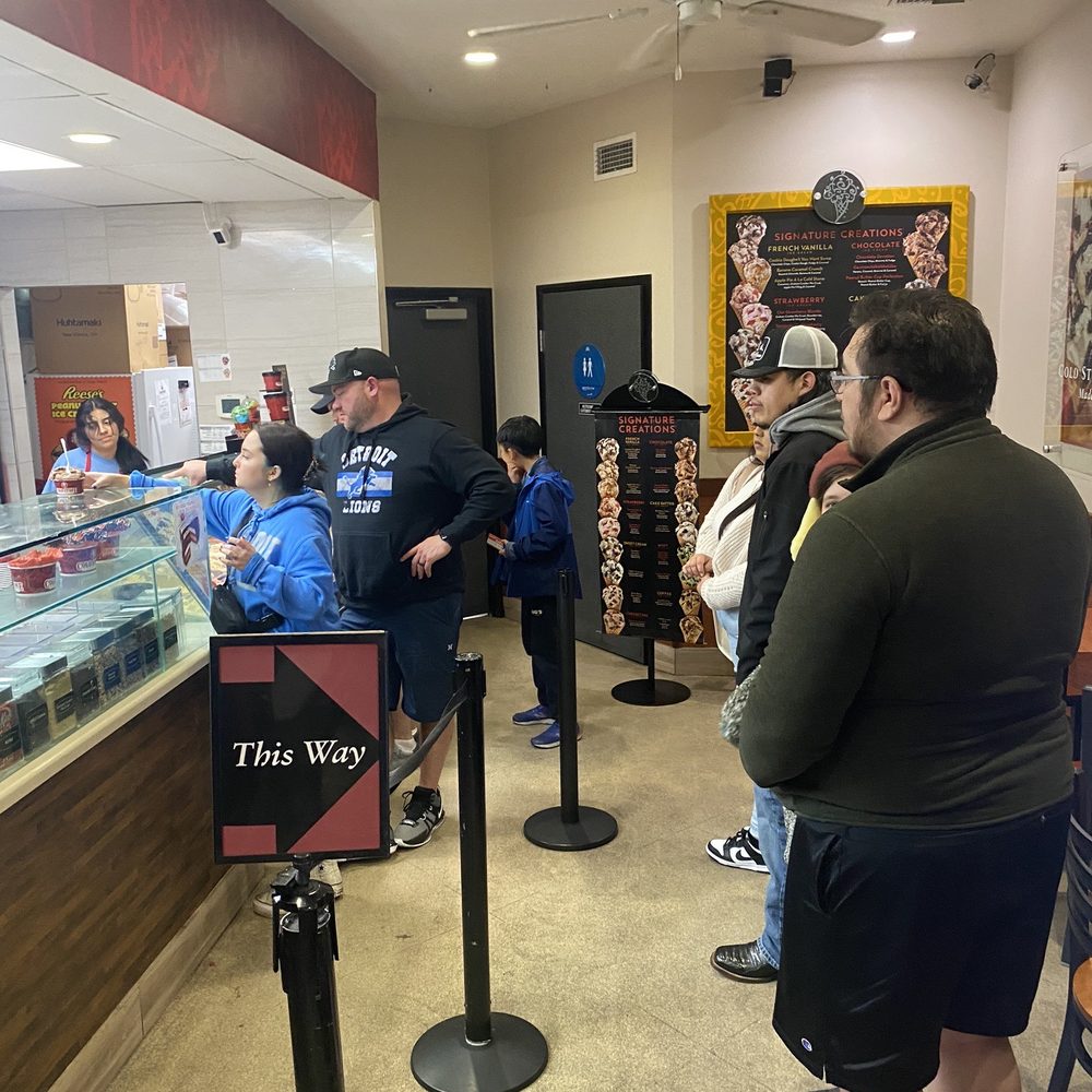Cold Stone Creamery - Inside - Ice Cream & Frozen Yogurt Near Me - Sunnyvale, California