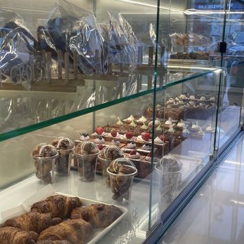 kream dessert - Different desserts - Desserts Near Me - Toronto, Ontario