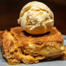 Cast Iron Steakhouse - Peach Cobbler