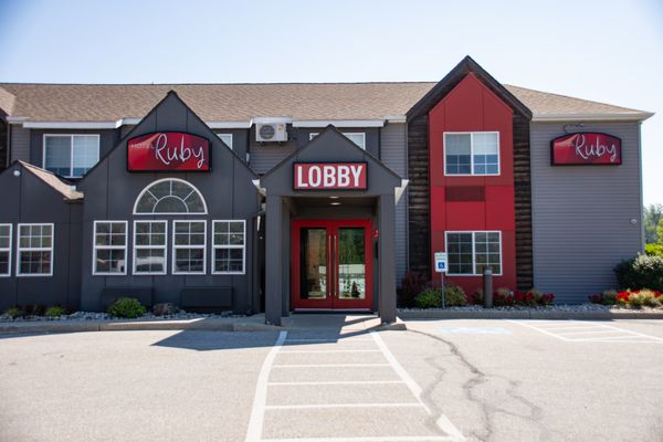 Hotel Ruby Sandpoint | Ponderay by null