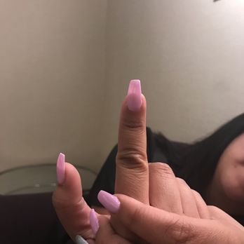 Queen Nails - Crooked nail - Nail Salons Near Me - Fairfield, California