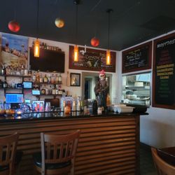El Criollo Bar & Grill - Bar area ready to for Dia de Los muertos