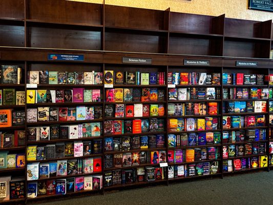 Barnes & Noble by null