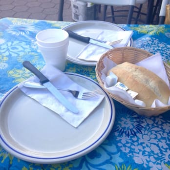Ferry St. Barbecue - Plating outside for two - Barbeque Near Me - Newark, New Jersey