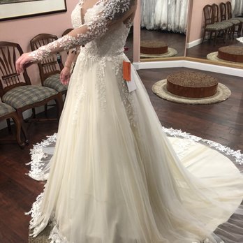 Gesinee's Bridal - Second dress - Bridal Near Me - Concord, California