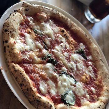 Oakfire - Pizza Near Me - Lake Geneva, Wisconsin