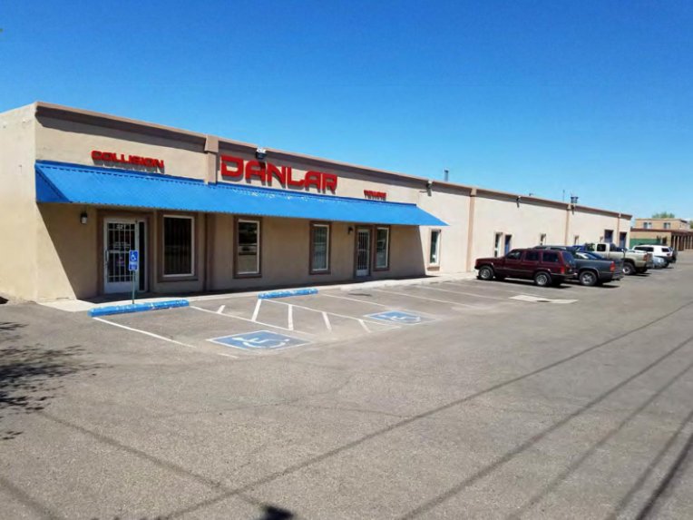 DANLAR COLLISION GLASS & TOWING Updated August 2024 17 Photos 221 Dorado Pl SE