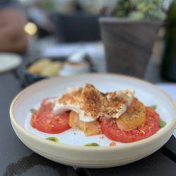 Kingswood Restaurant and Bar - Heirloom Tomato on the patio
