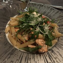 Bistecca - Nudeln mit Lachs und Scampis